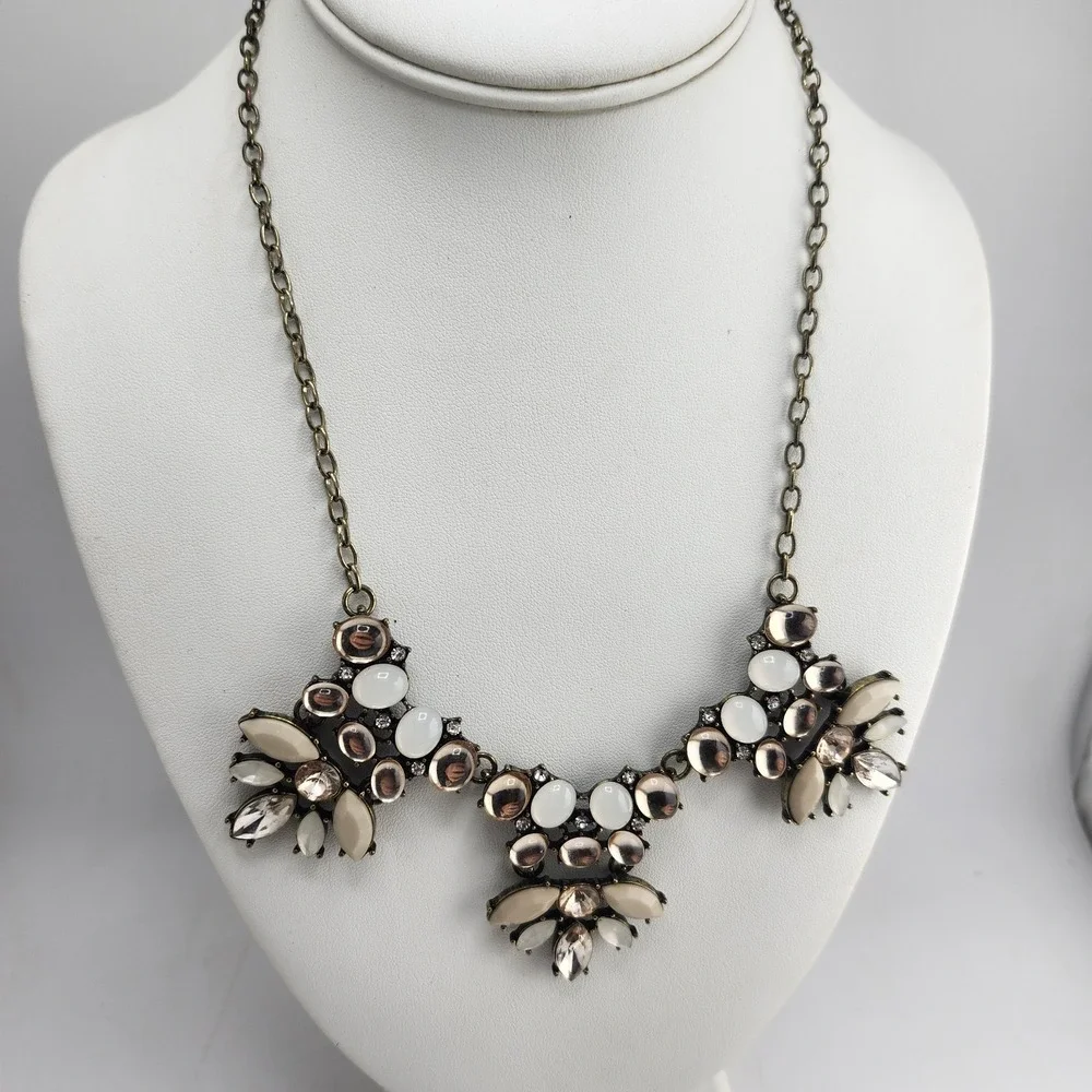Vintage‎ Style Rhinestone Cabochon Statement Necklace